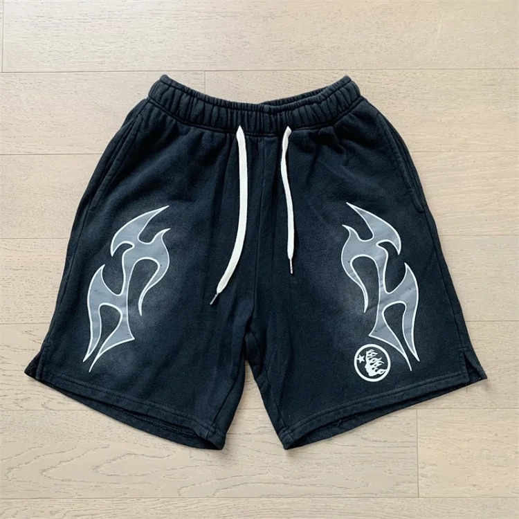 Helr Shorts image 4