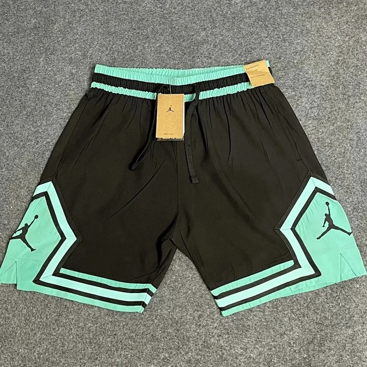 Fashionable and versatile sports shorts image 5