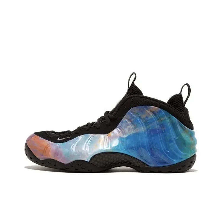 Foamposite ONE spray series