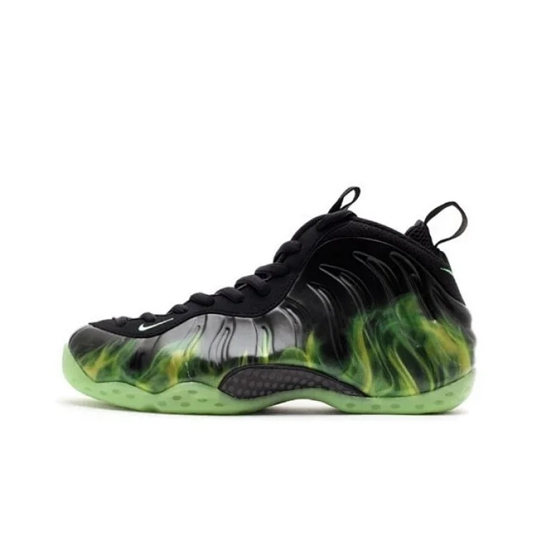Foamposite ONE spray series