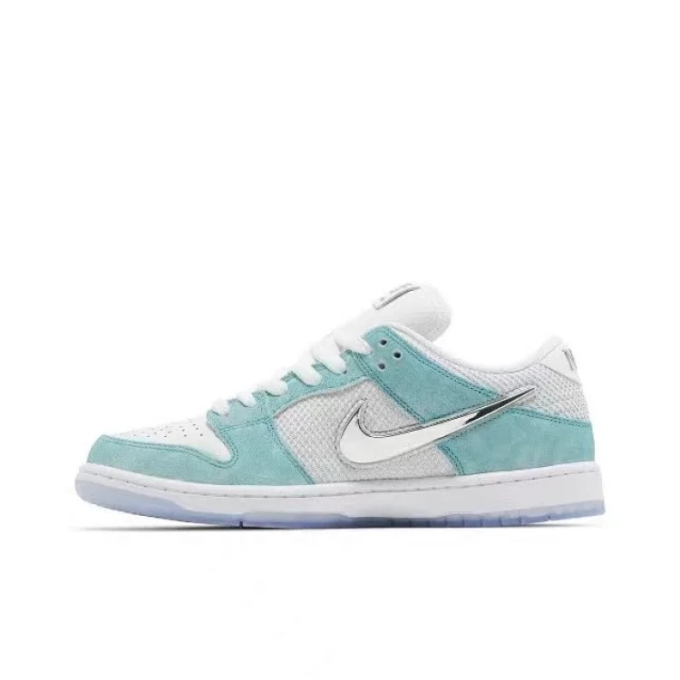 Nike Dunk Low FD2562-400 sneakers image 3