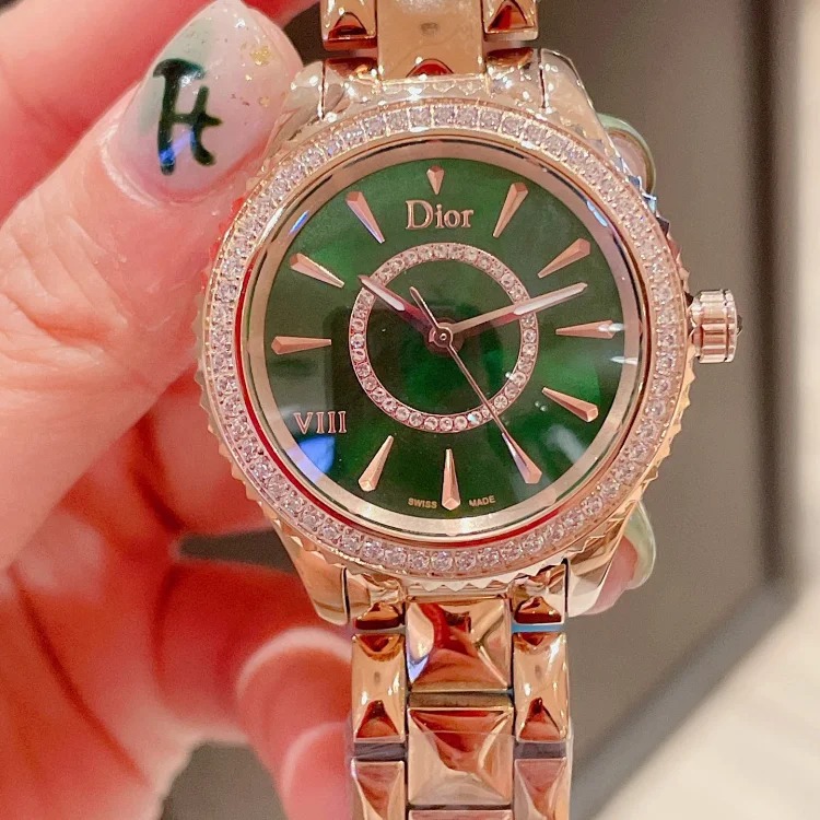 Exclusive 2020 AAA diamond model Dior VIII series women's watch, one-to-one molded women's watch.