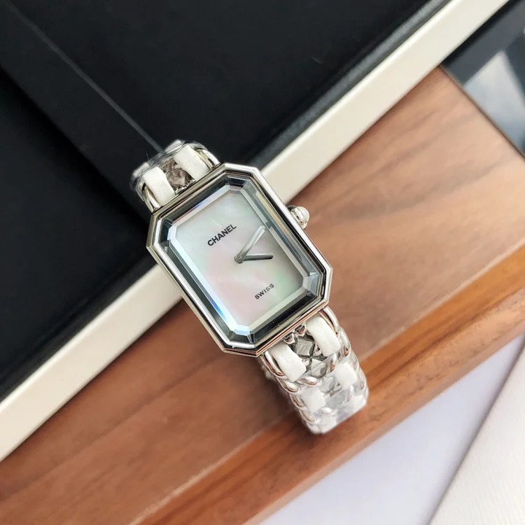 Chinese Valentine's Day gift, Chanel PREMIÈRE ROCK watch