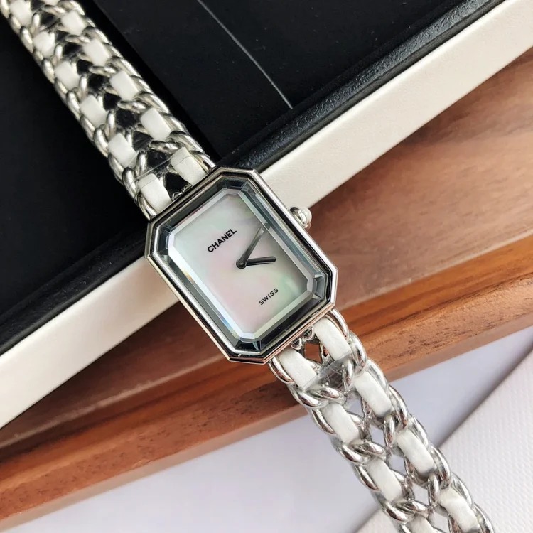 Chinese Valentine's Day gift, Chanel PREMIÈRE ROCK watch