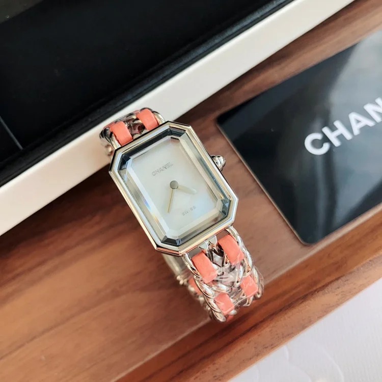 Chinese Valentine's Day gift, Chanel PREMIÈRE ROCK watch