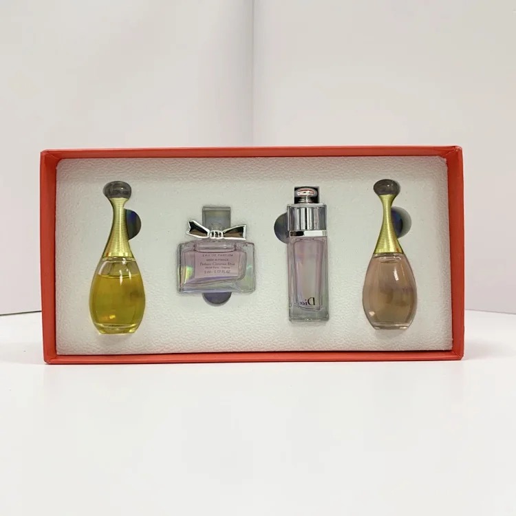 Tom Ford aroma fragrance spray
