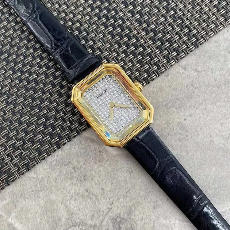 Crocodile Chanel Chanel black gold sugar cube ladies image 6