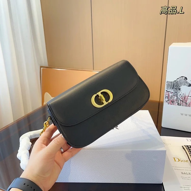 D fashion bags