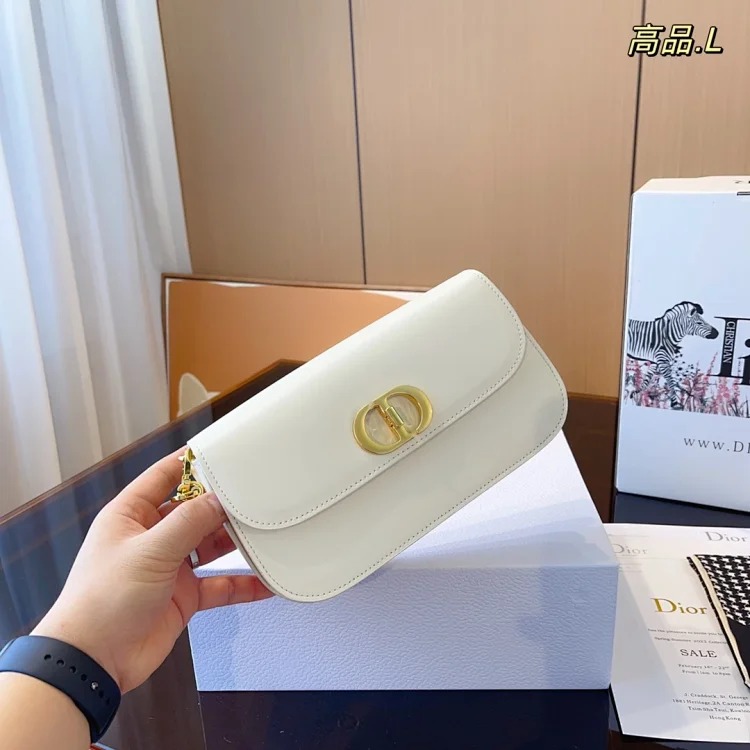 D fashion bags