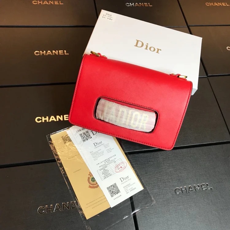 D fashion bags