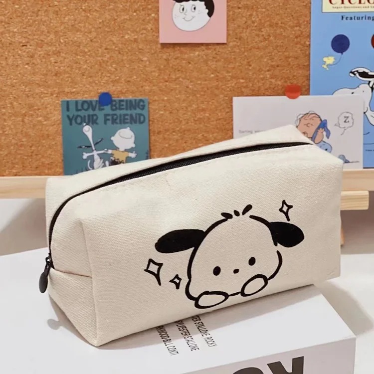 Pen bag simple niche cute strawberry ins junior high school new wholesale American style stain-resistant trendy full box stationery CX