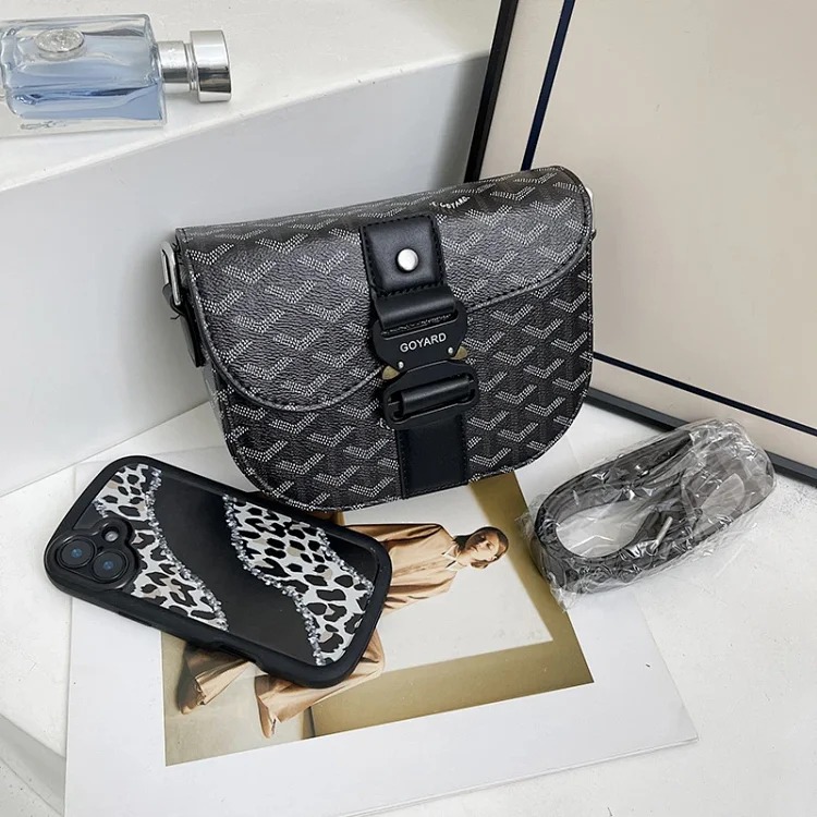Dior 2025 New Foreign Trade Goya Saddle Bag Niche Temperament Shoulder Bag Crossbody Unisex Messenger Bag Dog Tooth Bag(pic2) Dior 2025 New Foreign Trade Goya Saddle Bag Niche Temperament Shoulder Bag Crossbody Unisex Messenger Bag Dog Tooth Bag