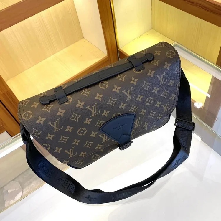 Classic retro fashion crossbody bag waist bag