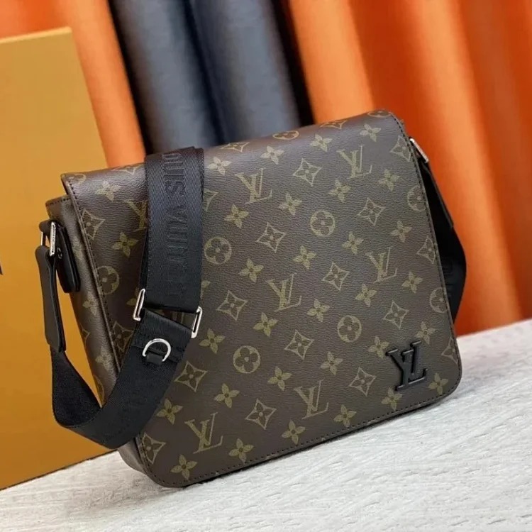 Classic retro fashion crossbody bag waist bag
