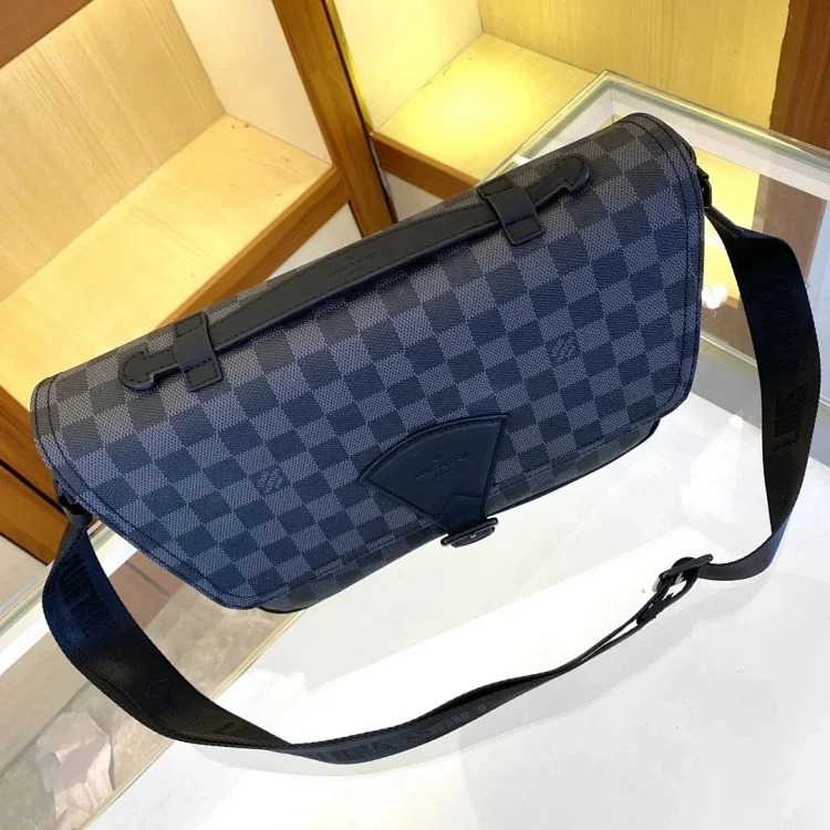 Classic retro fashion crossbody bag waist bag