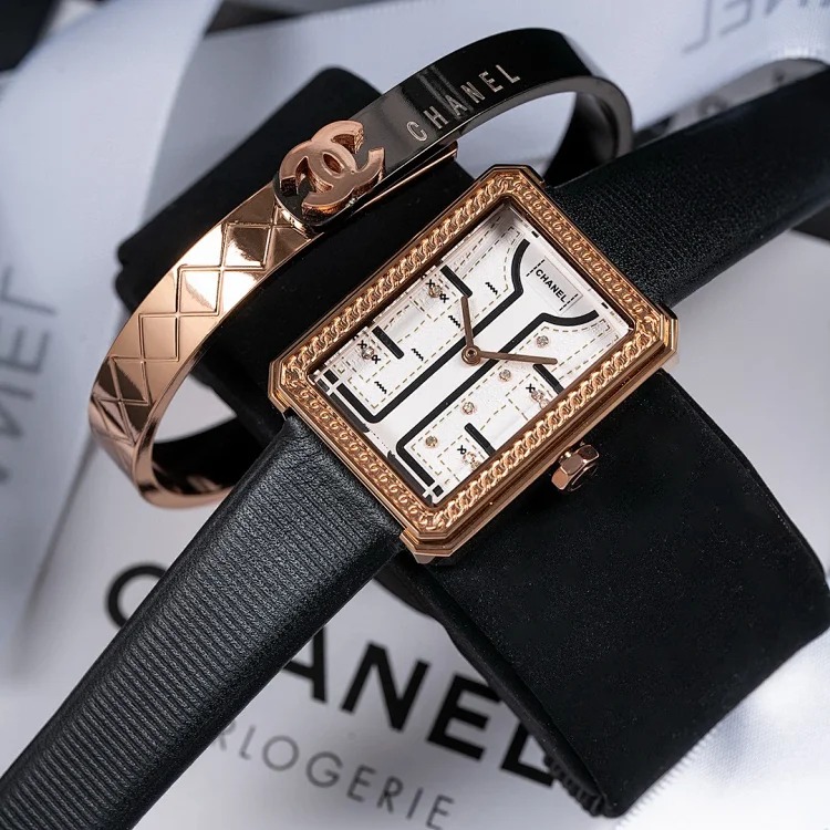 Benefits~ Get a bracelet of the same style when you place an order Order and get the same bracelet for free Order and get the same bracelet for free Say important things three times