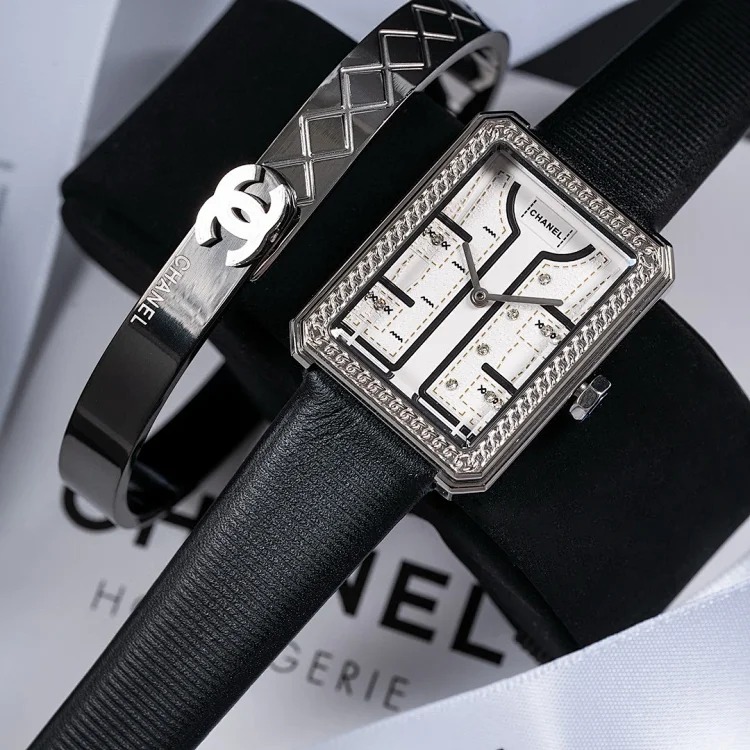 Benefits~ Get a bracelet of the same style when you place an order Order and get the same bracelet for free Order and get the same bracelet for free Say important things three times