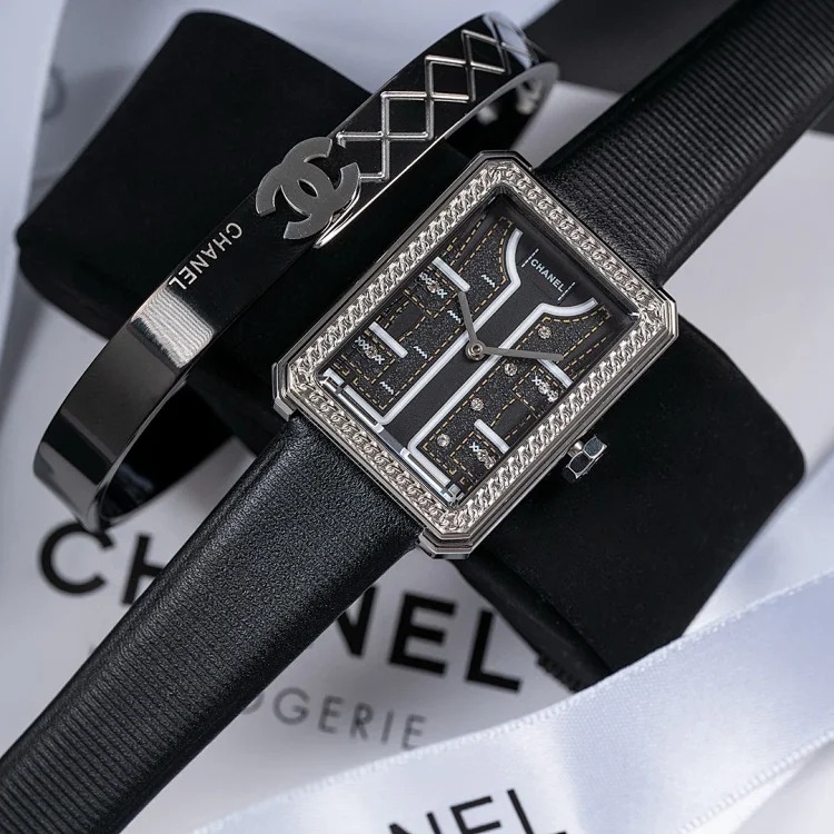 Benefits~ Get a bracelet of the same style when you place an order Order and get the same bracelet for free Order and get the same bracelet for free Say important things three times