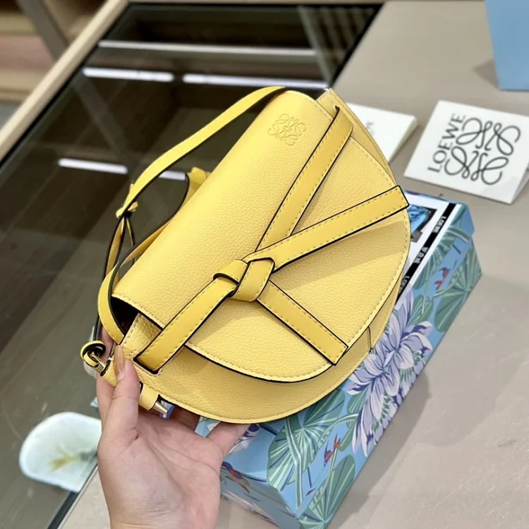 L fashion bag