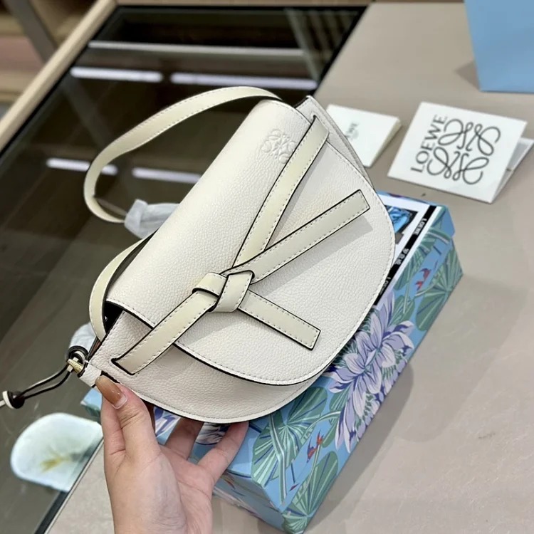L fashion bag