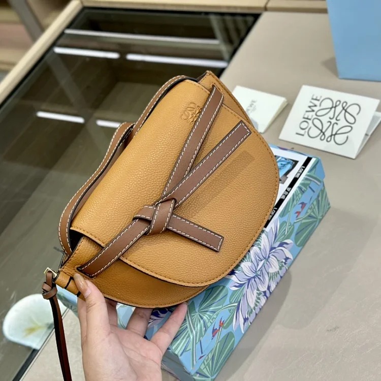 L fashion bag