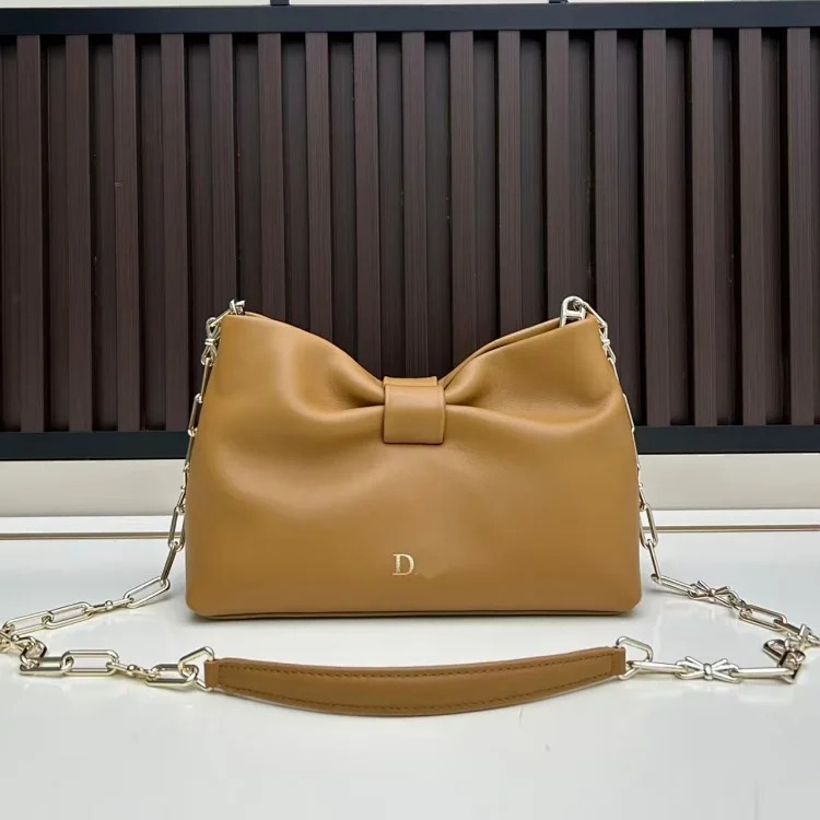 2026 personalized new bow chain portable shoulder bag for women, fashionable, simple, commuting, high-end and versatile