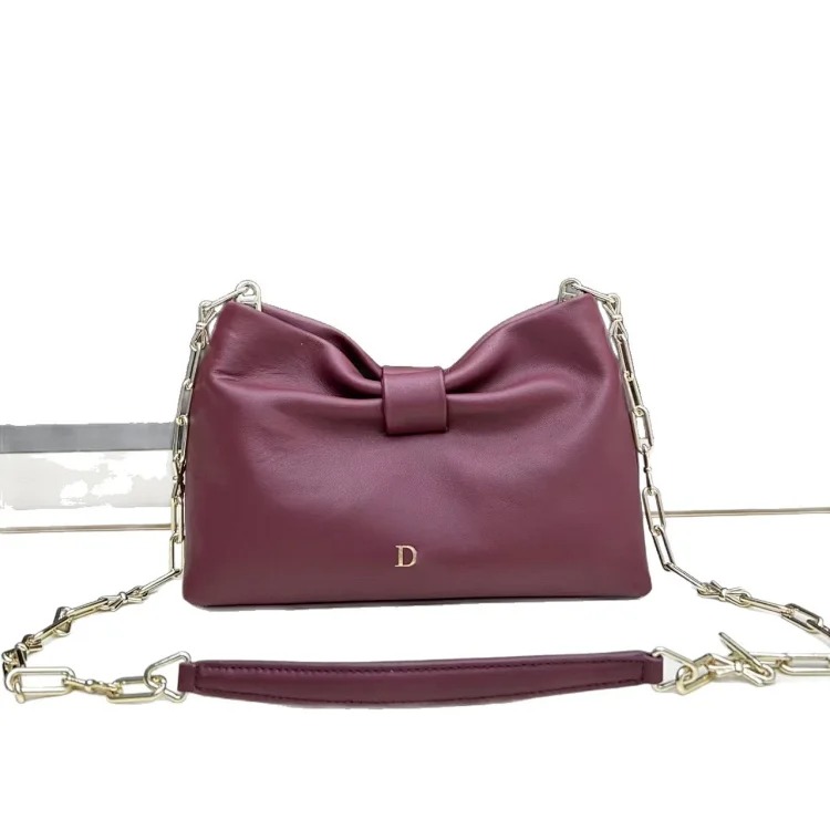 2026 personalized new bow chain portable shoulder bag for women, fashionable, simple, commuting, high-end and versatile