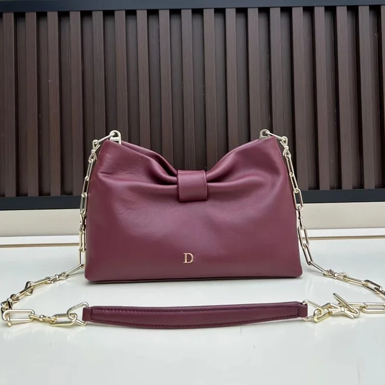 2026 personalized new bow chain portable shoulder bag for women, fashionable, simple, commuting, high-end and versatile