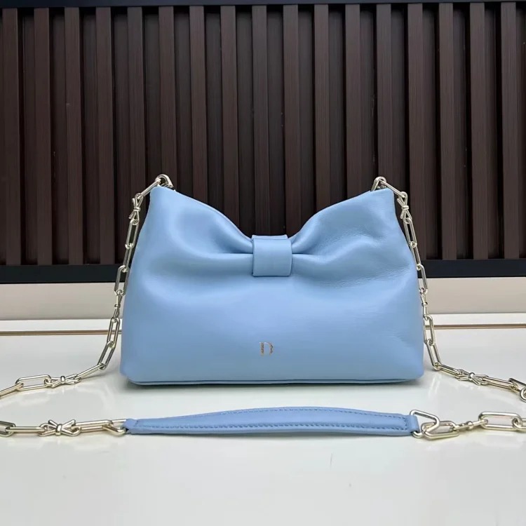 2026 personalized new bow chain portable shoulder bag for women, fashionable, simple, commuting, high-end and versatile