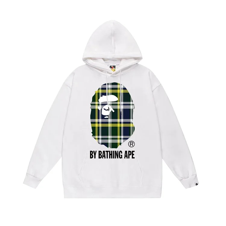 Fashionable and simple hooded sweatshirt outfit