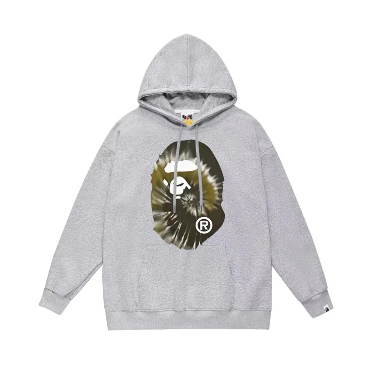 Simple, fashionable and trendy sweatshirt