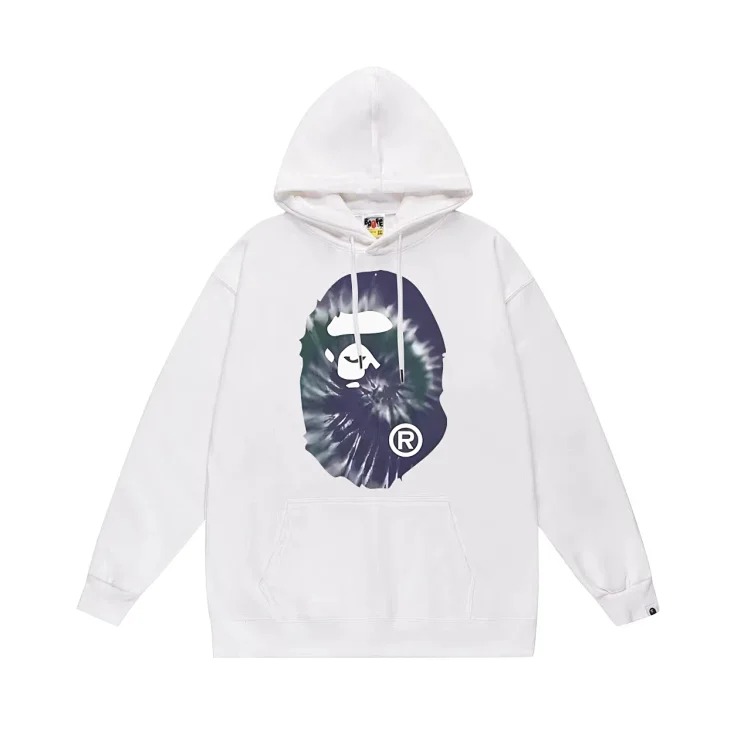 Simple, fashionable and trendy sweatshirt