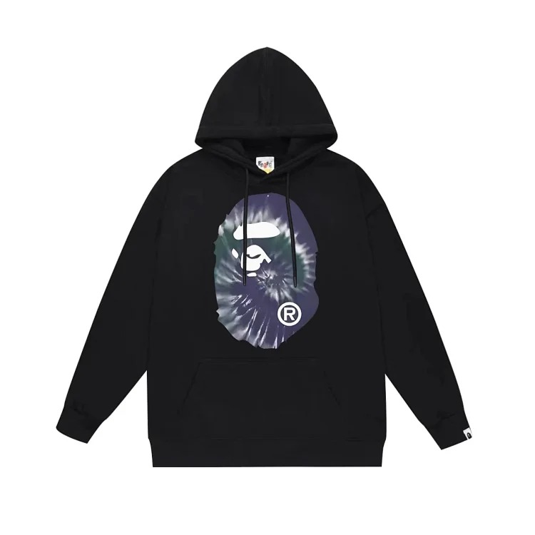 Simple, fashionable and trendy sweatshirt