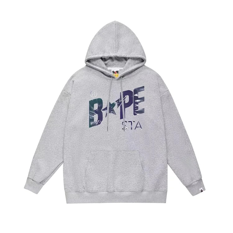 Simple, fashionable and trendy sweatshirt