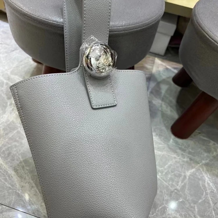 Correct Luojia 2025 new Pebble Bucket bucket bag imported cowhide single shoulder crossbody handbag