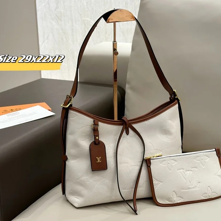 Fashionable casual American backpack-004 image 4
