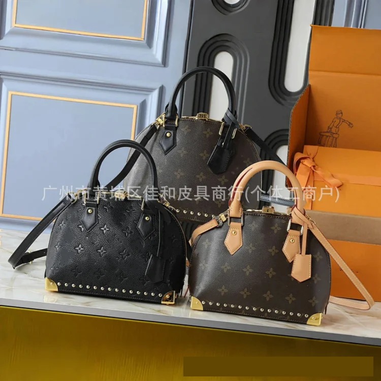 Louis Vuitton Cross-border new shell bag, classic presbyopic handbag, light luxury single shoulder crossbody bag, large capacity women's bag