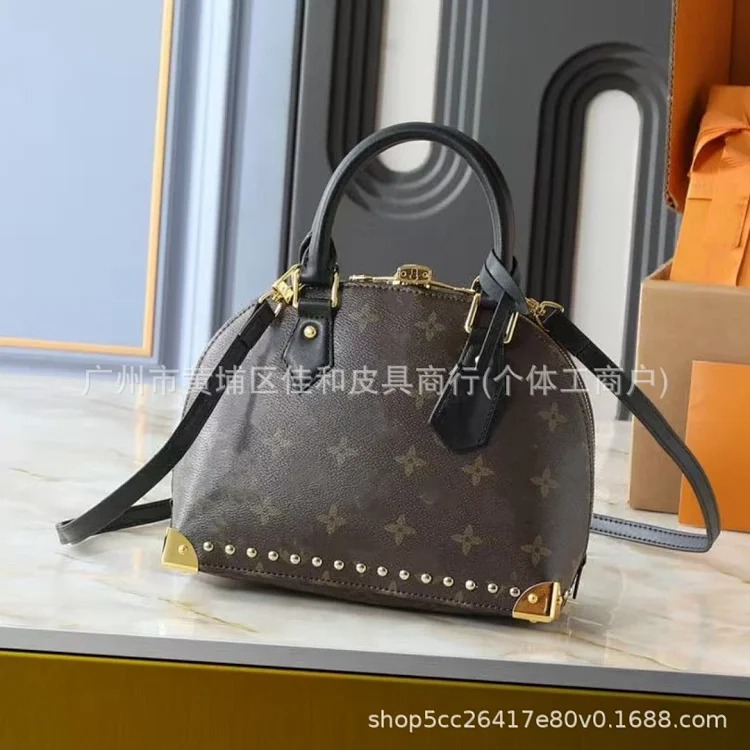 Louis Vuitton Cross-border new shell bag, classic presbyopic handbag, light luxury single shoulder crossbody bag, large capacity women's bag