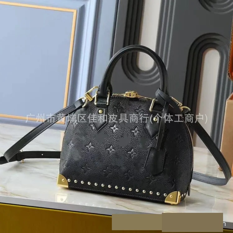 Louis Vuitton Cross-border new shell bag, classic presbyopic handbag, light luxury single shoulder crossbody bag, large capacity women's bag
