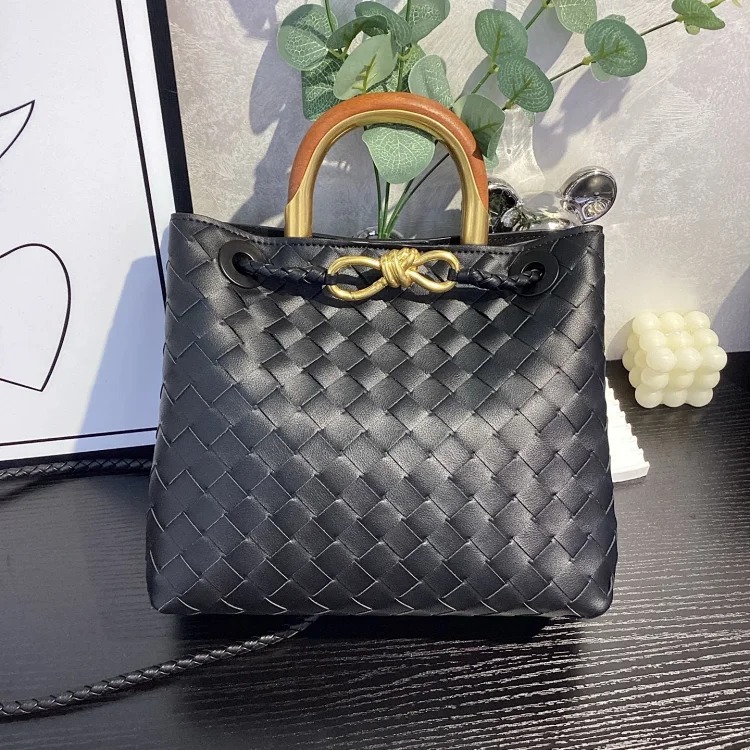 Bs cross-border popular hand-woven bag cowhide womens large-capacity handbag old money style tote shoulder cross-body(pic2) B's cross-border popular hand-woven bag cowhide women's large-capacity handbag old money style tote shoulder cross-body