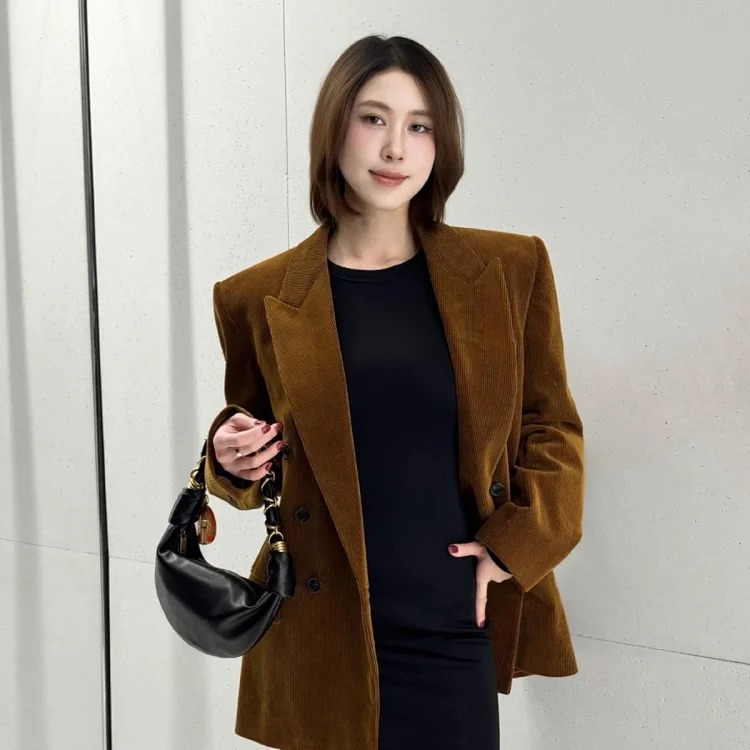 2026 new high-end first-layer sheepskin chain hobo croissant bag, fashionable and versatile one-shoulder hand-held armpit women's bag