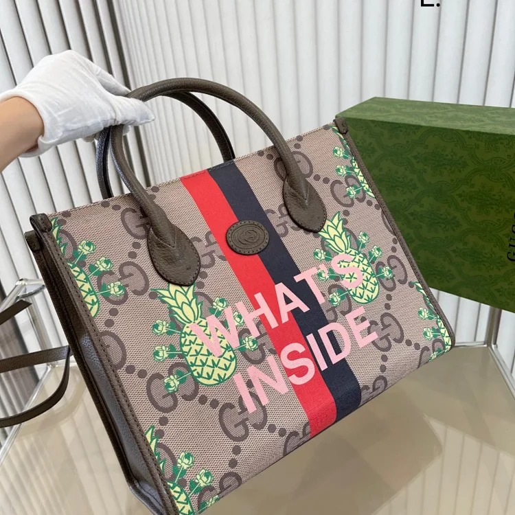 G fashion bag