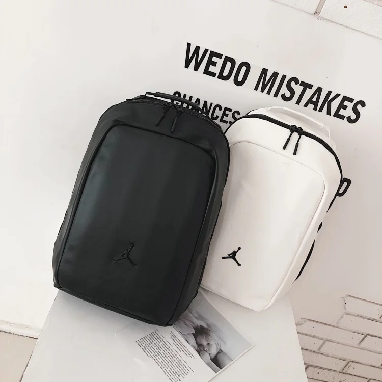 New fashionable large capacity sports backpack-CY