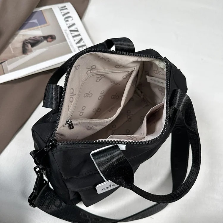 2026 new alo simple and versatile nylon waterproof shoulder crossbody bag large capacity multi-compartment outing commuting bag