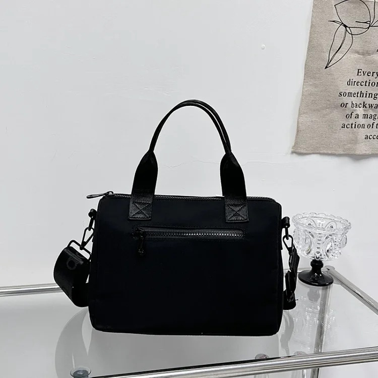 2026 new alo simple and versatile nylon waterproof shoulder crossbody bag large capacity multi-compartment outing commuting bag