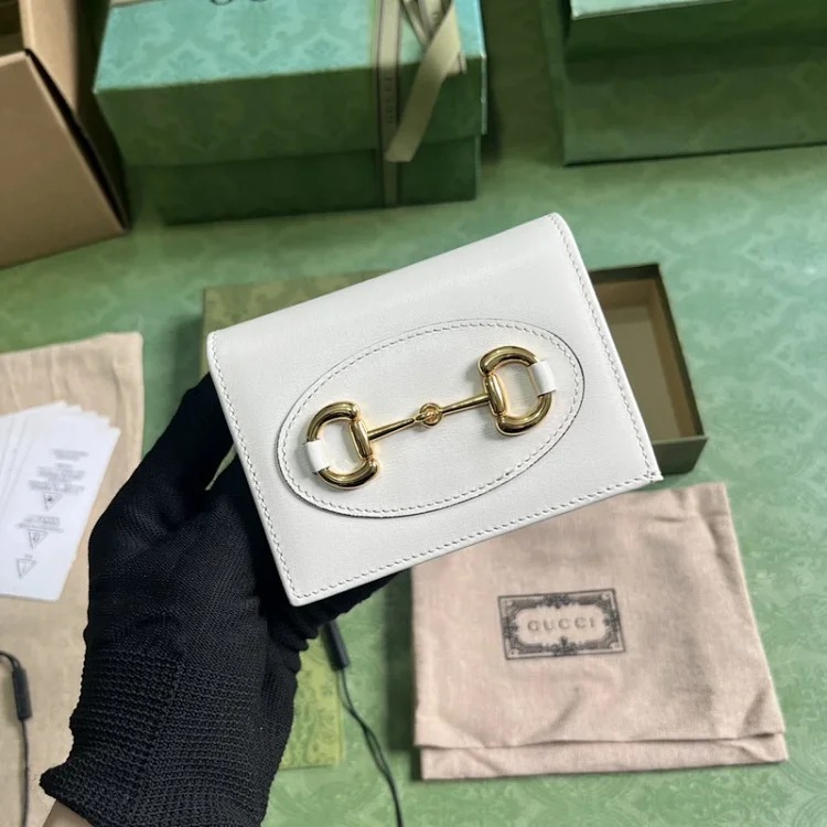 Wallet image 3