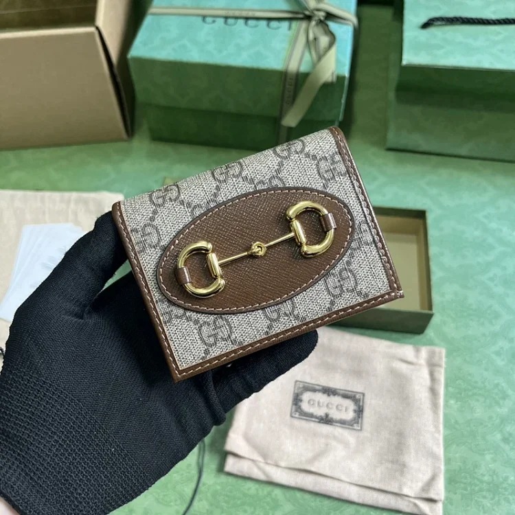 Wallet image 5