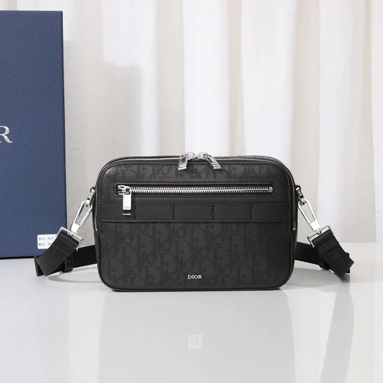 D fashion bags