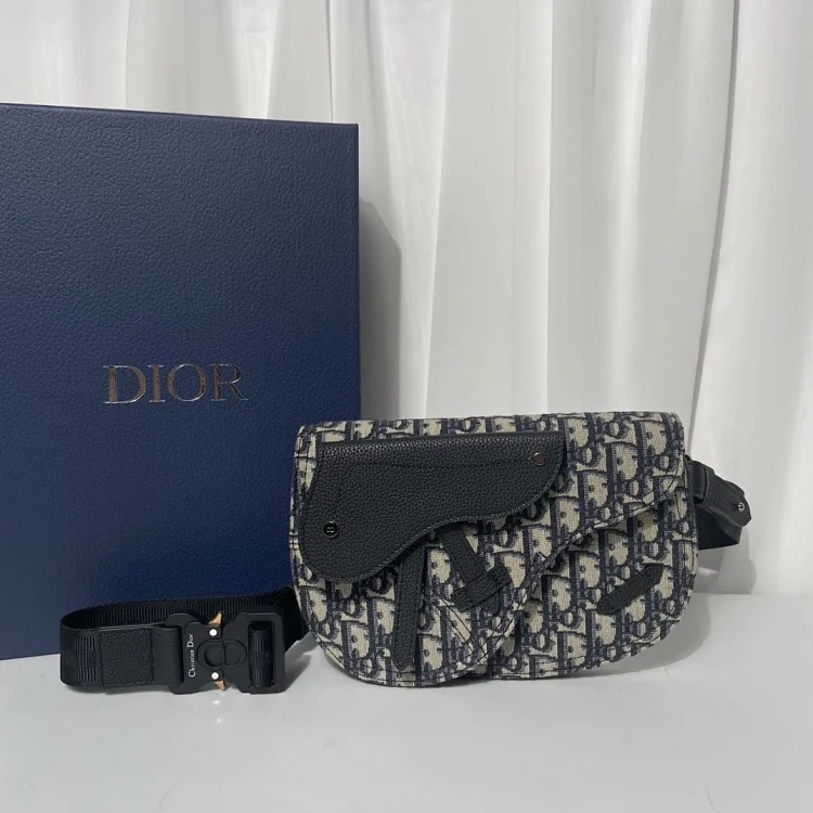 D fashion bags