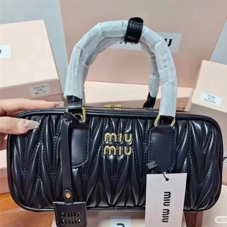Miu new retro bowling crossbody bag pleated lambskin Boston fashion shoulder handbag women's trend